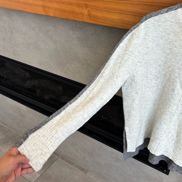 Athleta Transit Colorblock Turtleneck, Size S - Picture 7 of 12